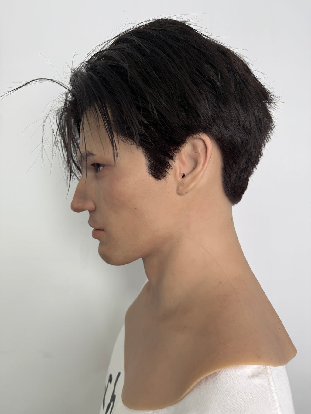 Máscara de silicona ultrarrealista de cabeza completa de hombre asiático joven – Máscara de disfraz de cosplay color piel natural con pelo