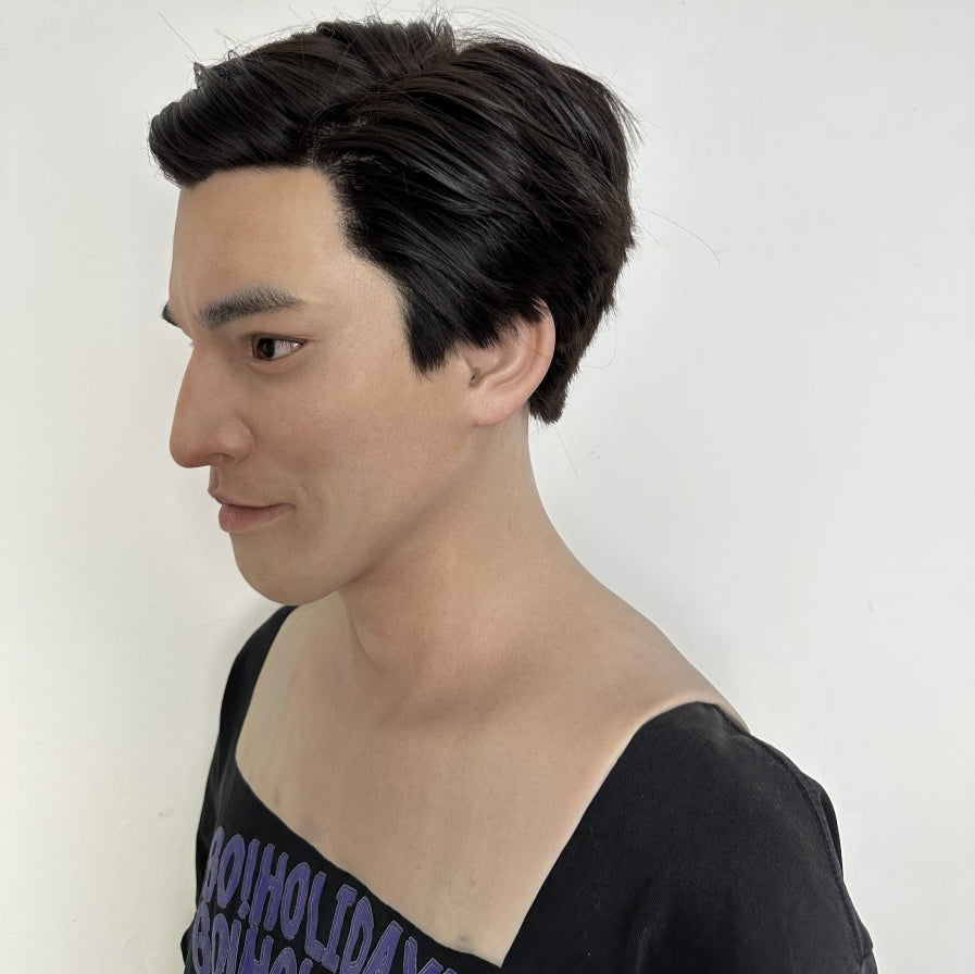 超逼真英俊男性硅胶面具 全头 – 用于伪装、角色扮演和电影的超真实模型面具